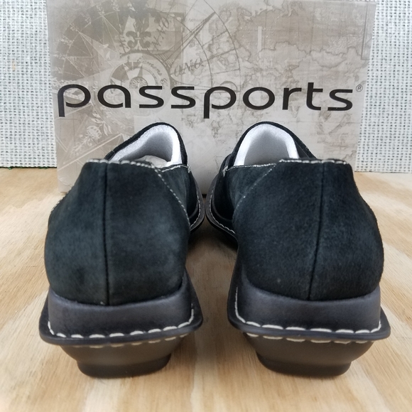 NEW Passports Leather Loafers Black Slip on Shoes - Picture 4 of 11
